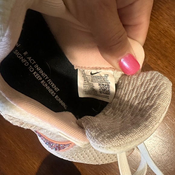 Custom Nike React detailed w/  Swarovski crystals Women's Sz 8.5 - Picture 12 of 12